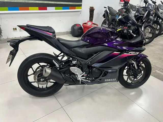 Carro Yamaha YZF R3 2024 ABS