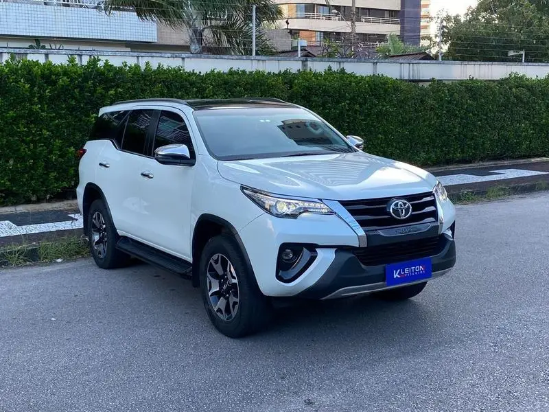 Toyota SW4 2.8 TDI SRX Diamond 7L 4x4 (Aut)
