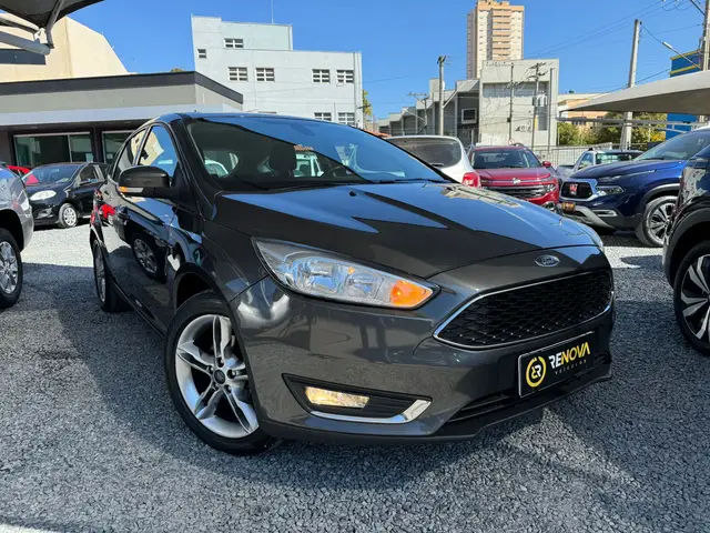 Carro Ford Focus Hatch 2018 SE Plus 1.6 TiVCT