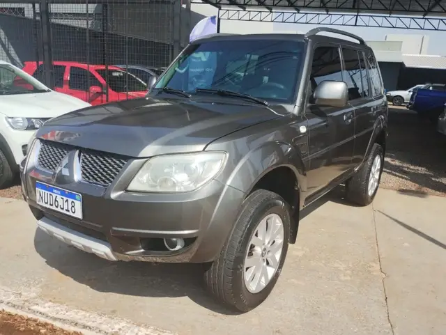 Carro Mitsubishi Pajero TR4 2010 2.0 16V 4x4 (flex) (aut)
