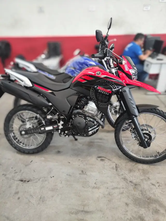Moto Yamaha XTZ 250 Lander 2024 ABS