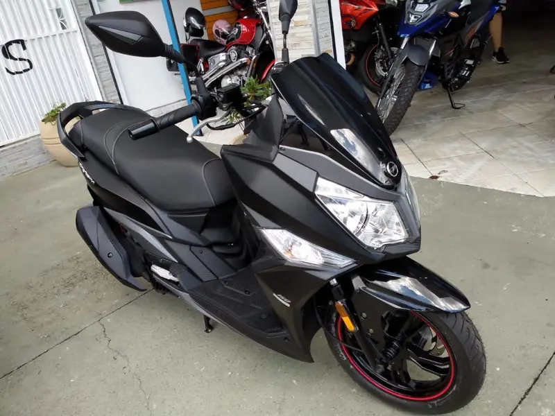 Dafra Cruisym 150 CBS