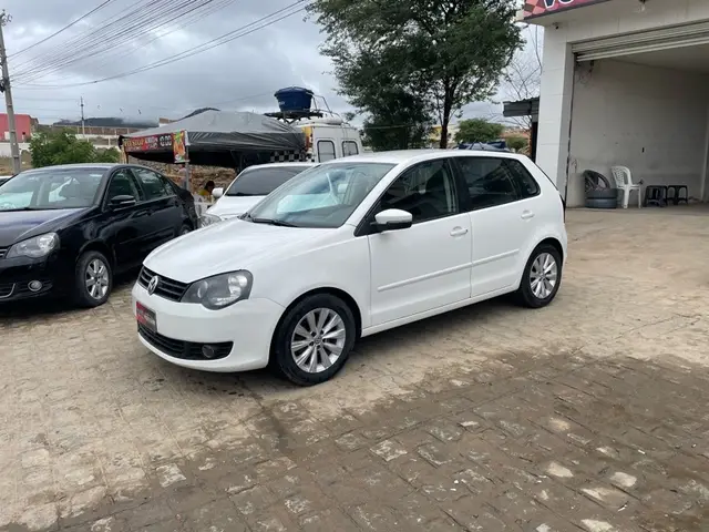Carro Volkswagen Polo 2014 Hatch 1.6 VHT Total Flex