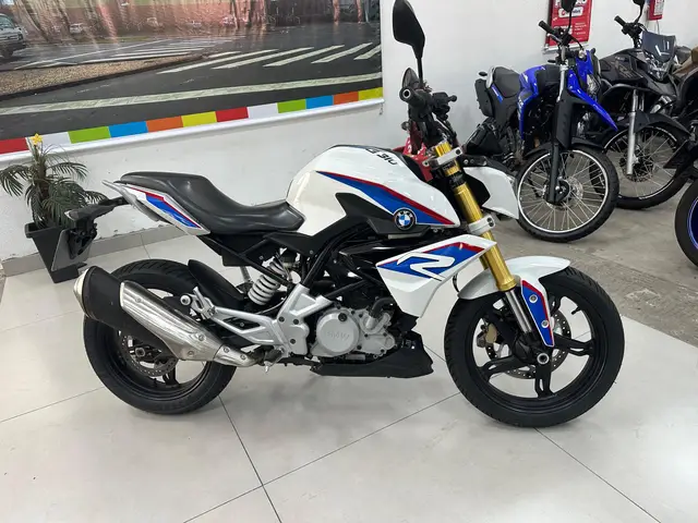 Carro BMW G 310 R 2018 R