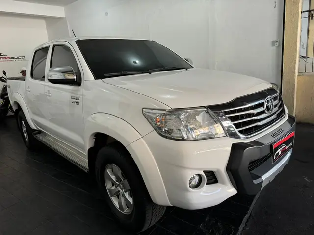 Carro Toyota Hilux Cabine Dupla 2015 Hilux 2.7 SRV CD 4x4 (Flex) (Aut)