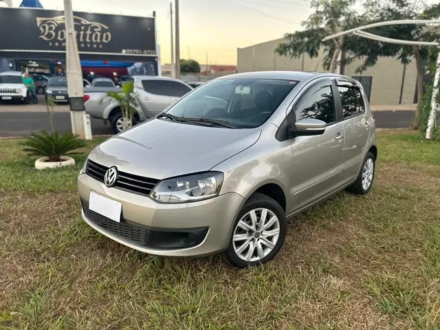 Carro Volkswagen Fox 2013 1.6 VHT (Flex)