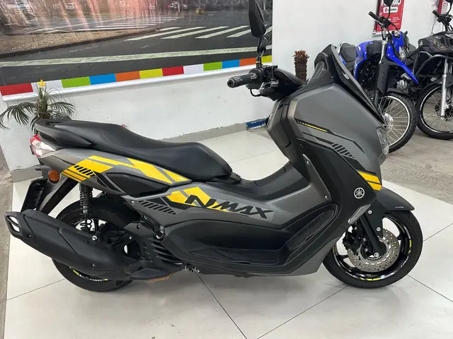 Carro Yamaha NMax 2023 Connected 160