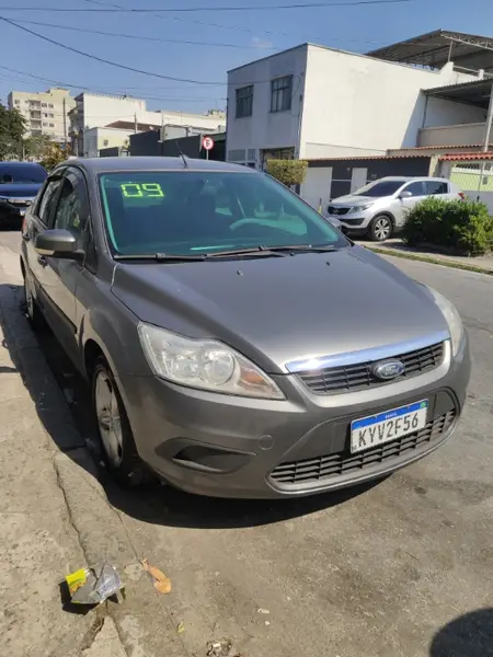 Carro Ford Focus Sedan 2009 GLX 2.0 16V Duratec
