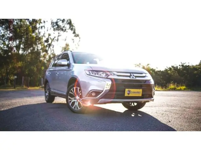 Carro Mitsubishi Outlander 2016 2.2 DI-D 4WD (Aut)