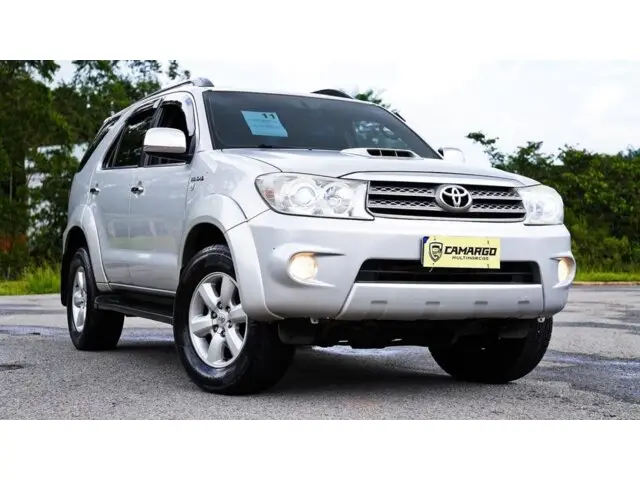Carro Toyota Hilux SW4 2011 SRV 4x4 3.0 Turbo  (aut)