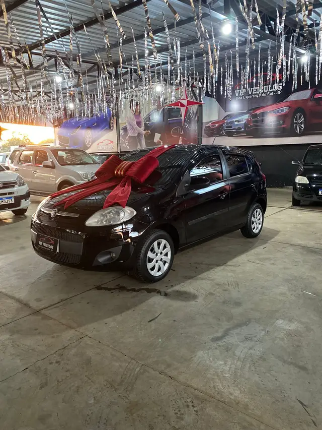 Carro Fiat Palio 2013 Attractive 1.0 8V (Flex)