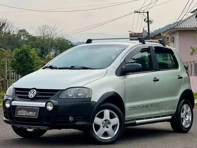 Carro Volkswagen CrossFox 2009 1.6 (Flex)