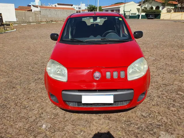 Carro Fiat Uno 2014 Vivace 1.0 8V (Flex) 4p