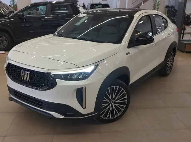 Carro Fiat Fastback 2025 Limited Edition