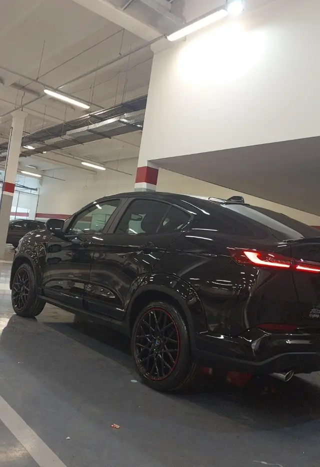Carro Fiat Fastback 2025 Abarth