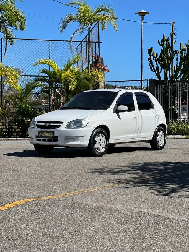 Carro Chevrolet Celta 2013 LT 1.0 (Flex)