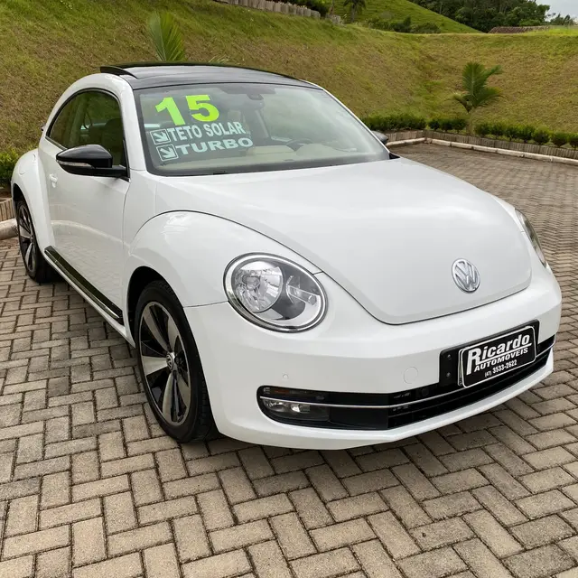 Carro Volkswagen Fusca 2015 2.0 TSi DSG