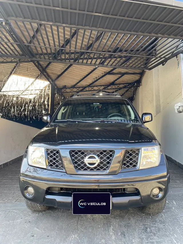Carro Nissan Frontier 2009 SE 4x2 2.5 16V (cab. dupla)