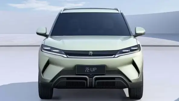 Parceria que remete à Autolatina desenvolverá veículos comerciais baseados na Ranger e na Transit 