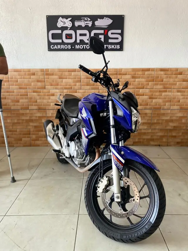 Moto Honda CB 250F Twister 2022 (CBS)