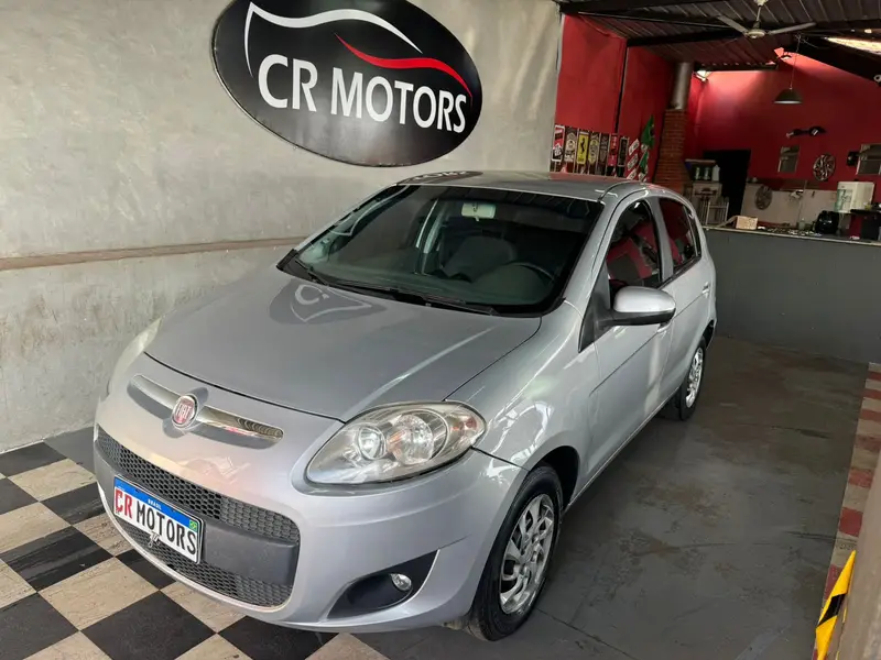 Fiat Palio Attractive 1.0 8V (Flex)