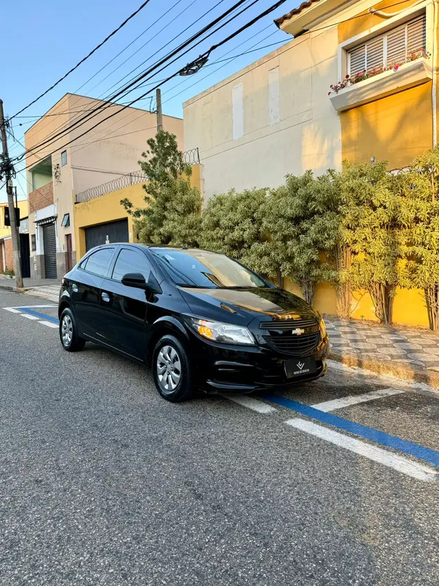 Carro Chevrolet Onix 2019 1.0 Joy SPE/4