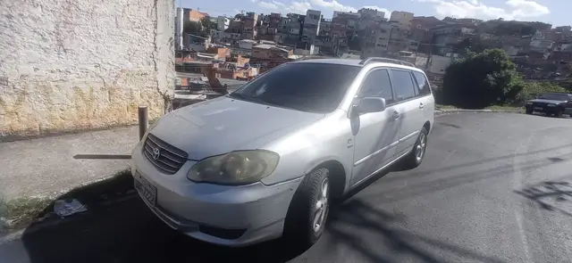 Carro Toyota Fielder 2005 1.8 16V (aut)
