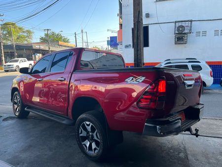 Hilux Cabine Dupla Hilux 2.8 TDI SRX CD 4x4 (Aut)