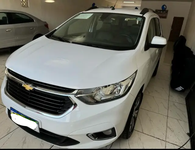 Carro Chevrolet Spin 2022 Premier 7S 1.8 (Aut) (Flex)