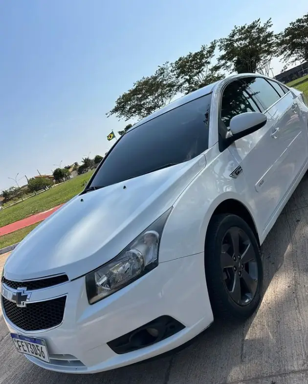 Carro Chevrolet Cruze 2012 LT 1.8 16V Ecotec (Flex)