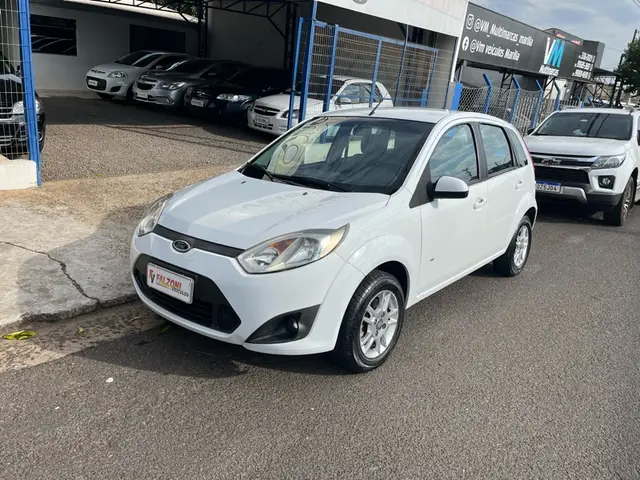 Carro Ford Fiesta Hatch 2014 S Plus 1.0 RoCam (Flex)