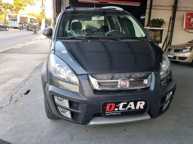 Carro Fiat Idea 2012 Adventure 1.8 16V E.TorQ (Flex)