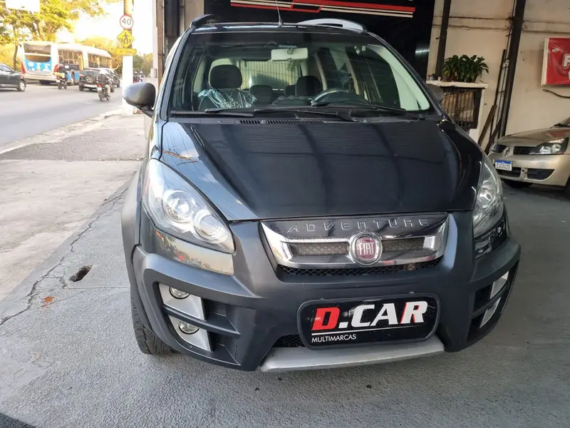 Fiat Adventure 1.8 16V E.TorQ (Flex)