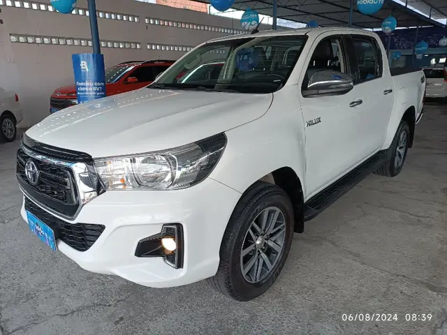 Carro Toyota Hilux Cabine Dupla 2019 Hilux 2.8 TDI SRV CD 4x4 (Aut)