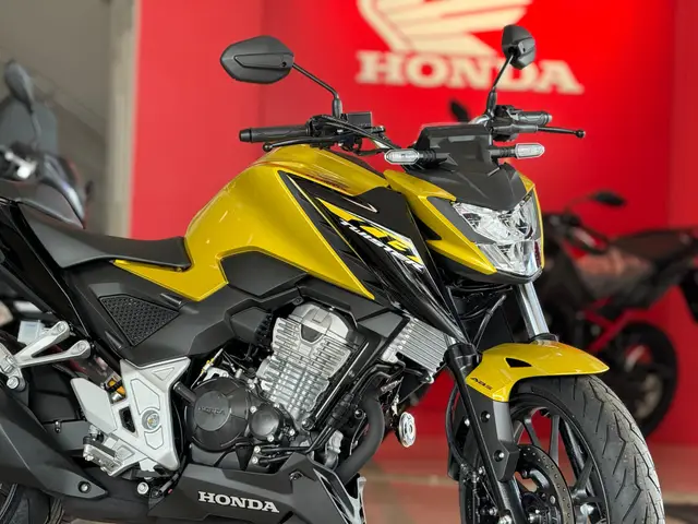 Carro Honda CB 300F Twister 2024 (ABS)