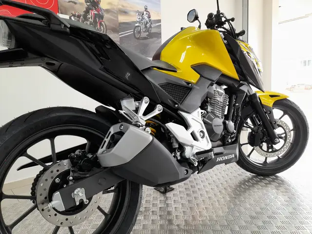 Carro Honda CB 300F Twister 2024 (ABS)