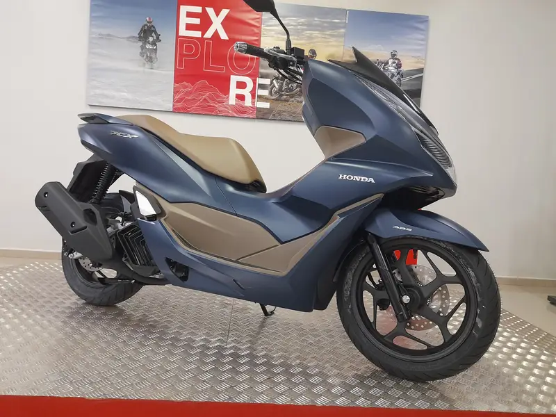 Honda PCX 160 DLX ABS