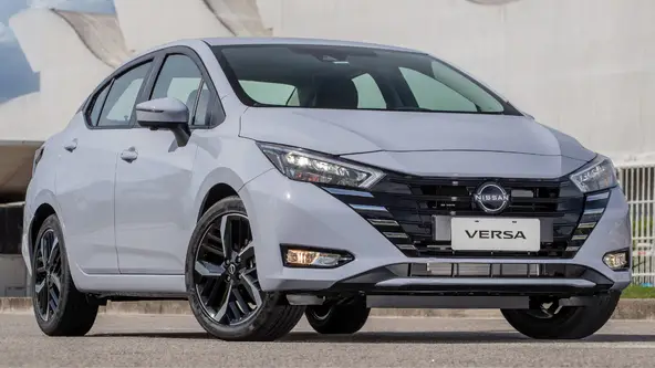 Os aumentos chegam até R$ 1.200 e atingem quase toda linha do Nissan Versa