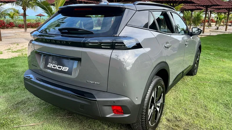 Peugeot 2008 GT: Detalhes da versão topo de linha do SUV em 27 fotos exclusivas