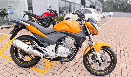 CB 300R Standard