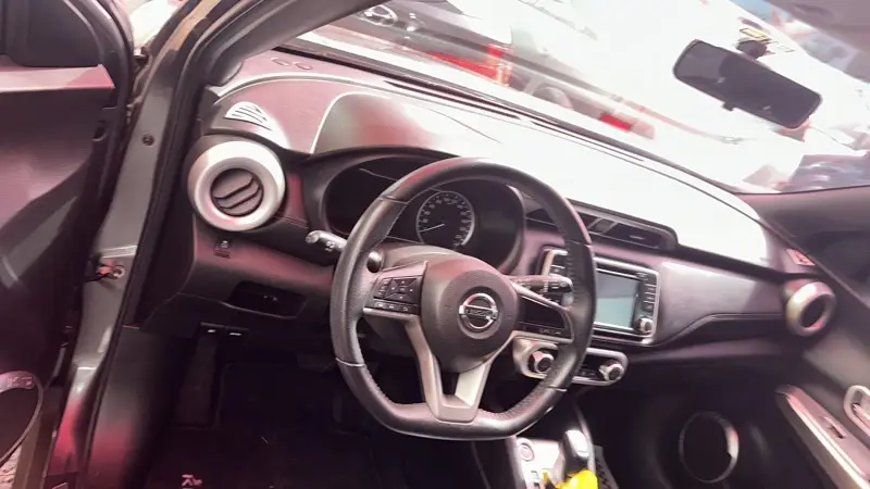 Nissan Kicks 1.6 SL CVT (Flex)