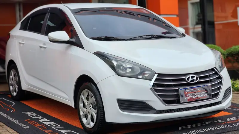 Hyundai HB20S 1.6 Comfort Plus (Flex)