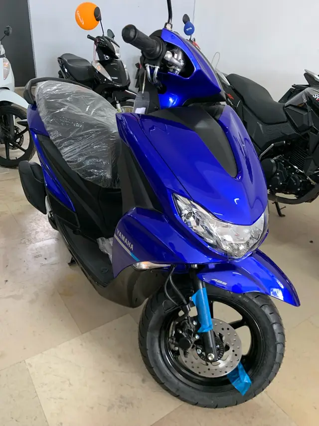 Moto Yamaha Fluo 2024 ABS