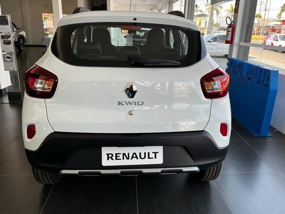 Kwid Outsider 1.0