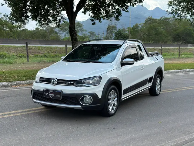 Carro Volkswagen Saveiro 2014 Cross 1.6 (Flex) (cab. estendida)