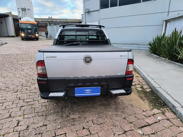 Carro Fiat Strada 2009 Fire 1.4 (Flex)