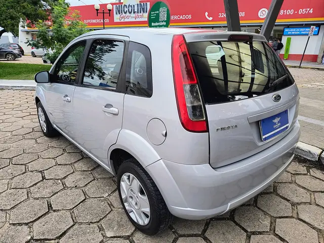 Carro Ford Fiesta Hatch 2011 1.6 (Flex)