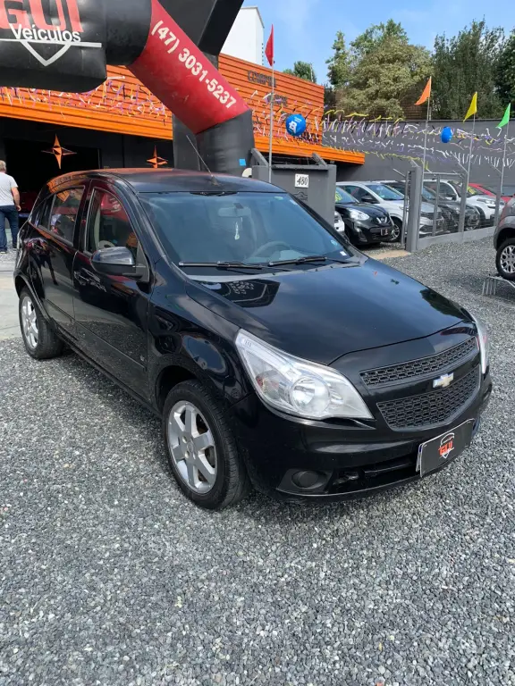 Carro Chevrolet Agile 2011 LT 1.4 8V (Flex)