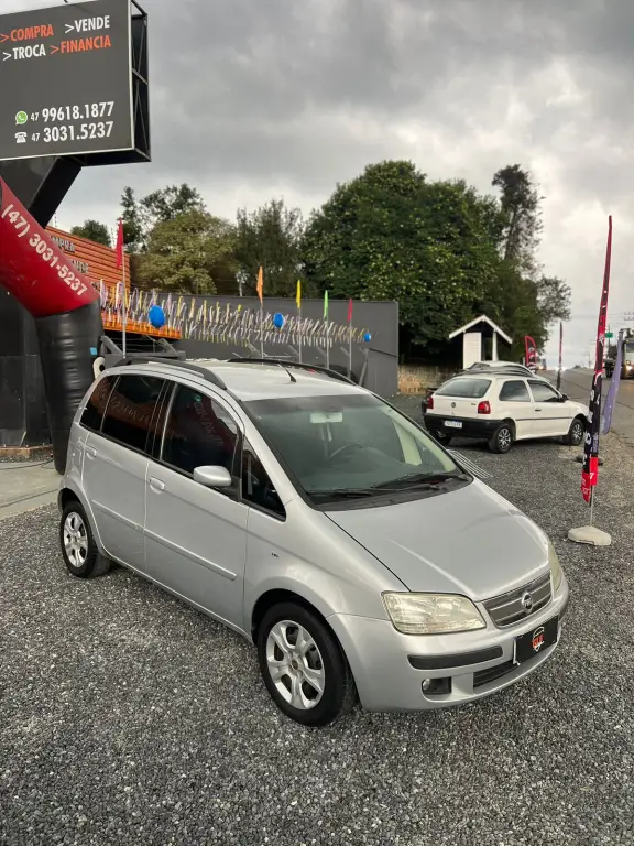 Carro Fiat Idea 2007 ELX 1.4 (Flex)
