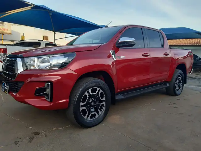 Carro Toyota Hilux Cabine Dupla 2018 Hilux 2.8 TDI SRV CD 4x4 (Aut)